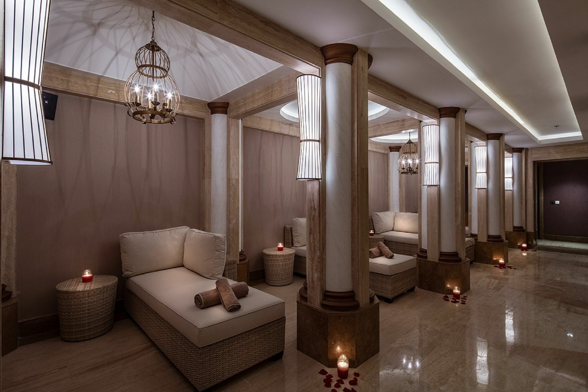 Doubletree By Hilton Istanbul Topkapi Extérieur photo