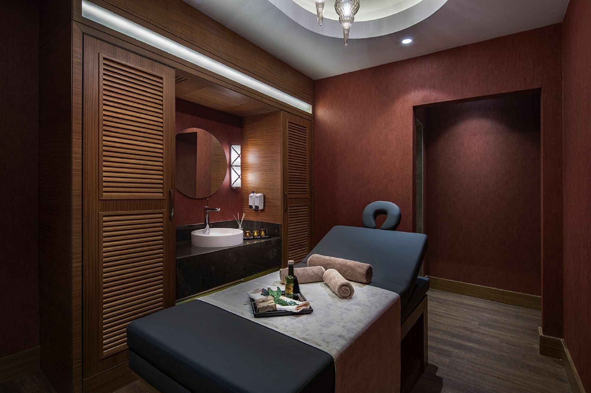 Doubletree By Hilton Istanbul Topkapi Extérieur photo